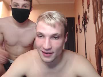[07-04-22] hey_wussup private XXX video from Chaturbate.com