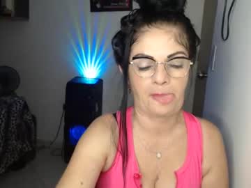 [25-08-23] patthi_bella blowjob video from Chaturbate