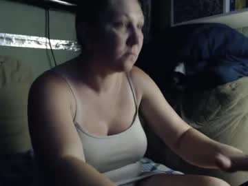 [17-06-22] butterfly_kisses_21 public show from Chaturbate