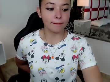 [23-05-22] zoe_moon11 record blowjob video from Chaturbate