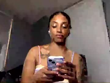 [05-03-22] cedes94 webcam video from Chaturbate.com