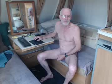 [01-04-22] paul6680102mississippi public show from Chaturbate