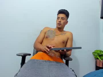 [09-05-22] alejandro_narvaez_ record private XXX video from Chaturbate.com