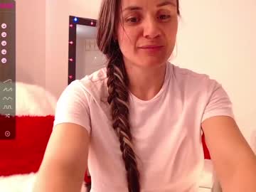 [17-06-22] angelabrookex public show from Chaturbate