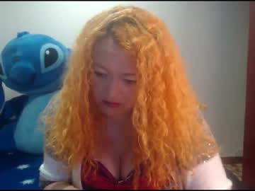 [29-08-22] paty_wet record video with toys