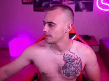 [13-08-22] kurt_here private sex video from Chaturbate