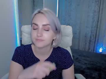 [28-06-22] miss_l0ve video with dildo