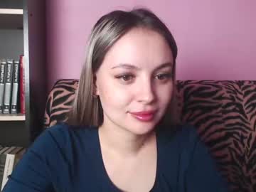 [15-03-23] muriel_chesterton record blowjob video from Chaturbate