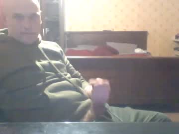 [04-01-23] sensss1 blowjob video from Chaturbate