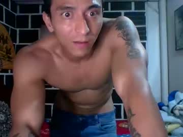 [03-06-23] doggy_fit record public show from Chaturbate.com