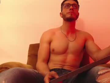 [14-09-22] bradlleyk private sex video from Chaturbate.com
