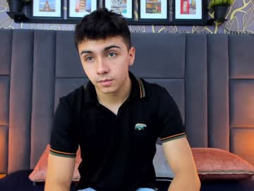 [11-03-23] aron_cooper__ chaturbate video with toys