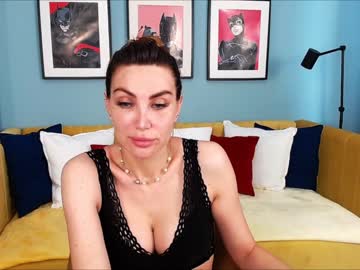 [05-07-22] pretty_lovely_kira record private show video from Chaturbate