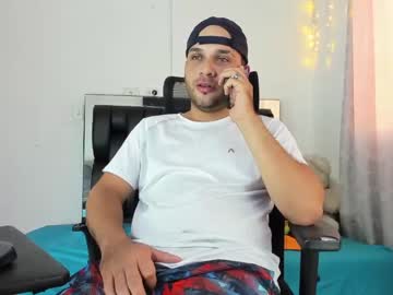 [13-03-24] andrewroy01 chaturbate public show