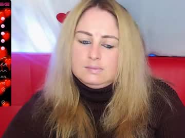 [25-03-23] curvynikole_ record public show from Chaturbate