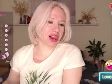 [29-04-24] mary__linn public webcam from Chaturbate