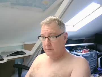 [10-04-24] aaronmills55 video with toys from Chaturbate