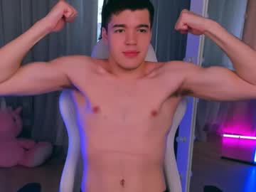 [16-08-23] adamcruze record private show from Chaturbate