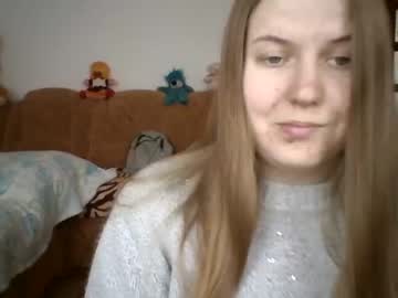 [17-02-22] angelika_sweet20 public show video from Chaturbate