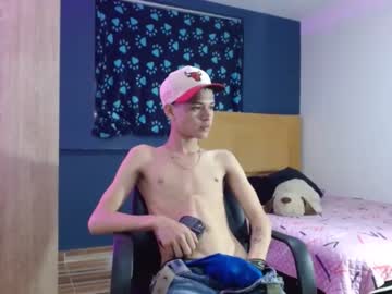 [22-07-23] justin_sexy_21 record private show video from Chaturbate