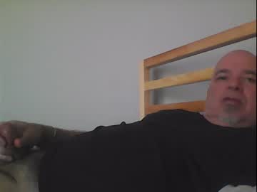 [21-07-23] kang1968 public show video from Chaturbate