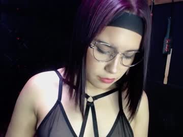 [02-12-23] sommer_alexa show with toys