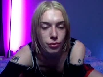 [16-12-22] androgynbabe cam show