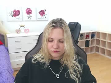 [31-08-22] misshappy_ chaturbate video with dildo