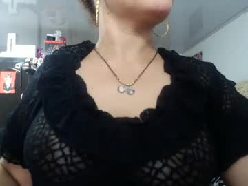 [30-10-24] nadia_abaud public show from Chaturbate.com