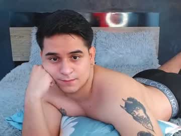 [07-04-24] colin_lewisss record public show from Chaturbate