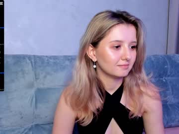 [03-08-23] adorable_emma_ public show from Chaturbate