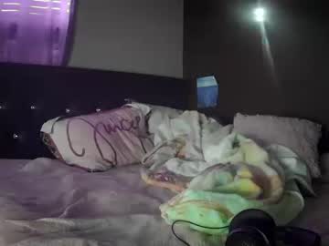 [19-12-22] suzyishellawet record cam video from Chaturbate