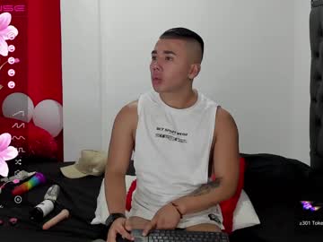 [09-05-23] sexy_bichoto chaturbate dildo