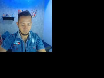 [04-05-22] tom_l_fs record cam show from Chaturbate