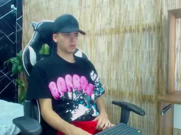 [24-05-24] mike_0233 public webcam from Chaturbate