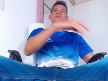 [05-05-22] tomhot_18 public webcam from Chaturbate.com
