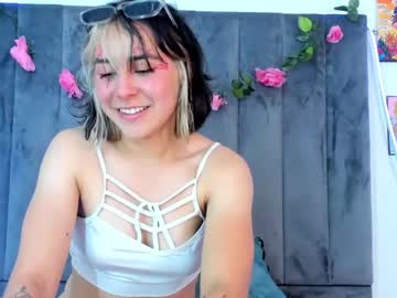 [17-05-24] riley_colors record blowjob video from Chaturbate.com