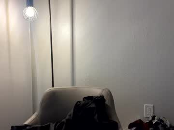 [05-01-24] girl_nextd00r record cam video from Chaturbate