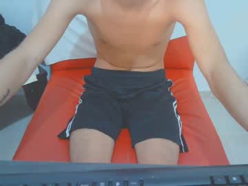 [05-08-22] tobias_2121 record webcam video from Chaturbate