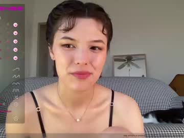 [13-08-23] hivivi public show video from Chaturbate.com