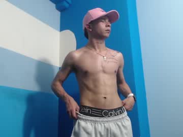 [25-03-23] jhosua_rk cam show from Chaturbate