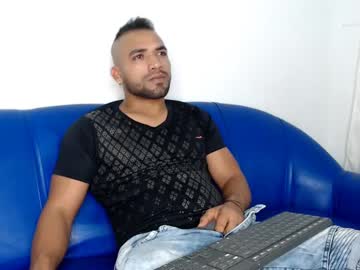 [02-08-23] jhonny_class cam video from Chaturbate