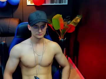 [27-06-22] matty_doria record public show from Chaturbate.com