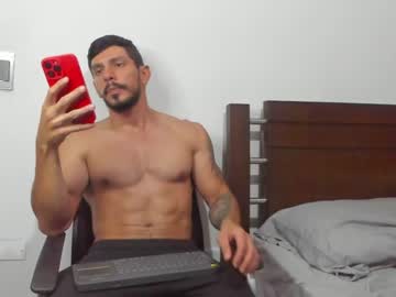 [10-04-24] kevin_malone22 record public show from Chaturbate