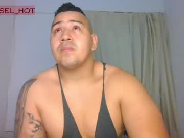 [16-01-22] hansel_3 public show video from Chaturbate