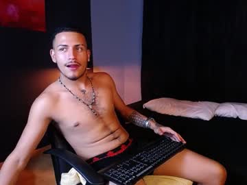 [20-02-24] maax_connor_ record cam show from Chaturbate