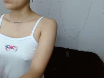 [05-04-23] mia_thonsomp show with cum from Chaturbate