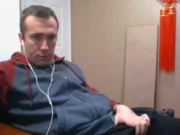 [07-01-22] ben_running1610 record premium show video from Chaturbate