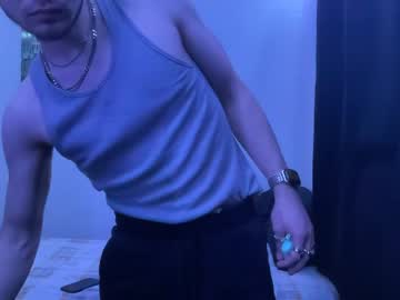 [09-05-23] danielravenclaw public webcam video from Chaturbate.com