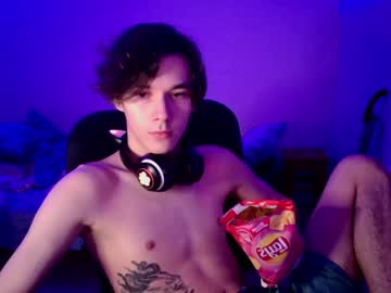 [18-03-23] memorygay record video with toys from Chaturbate